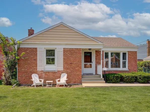 8248 N New England Ave, Niles, IL 60714