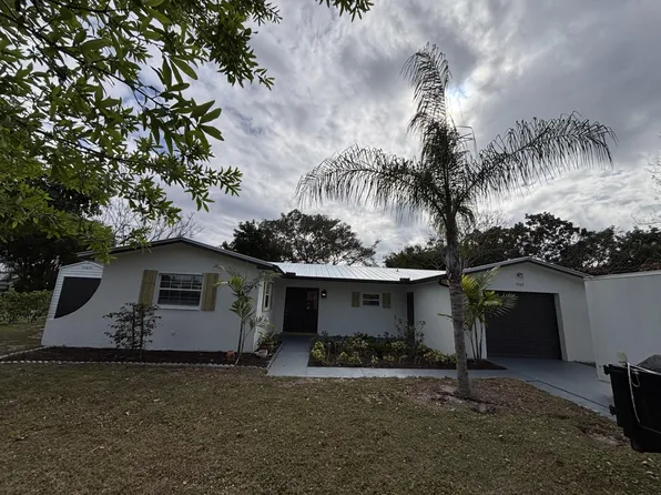 1160 SE 12th St, Stuart, FL 34996