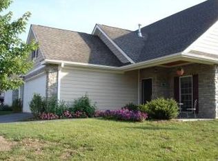 892 W Point Dr, Asheville, NC 28806