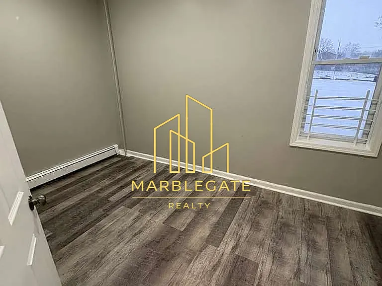 367 Morris Ave #22 — Photo 10