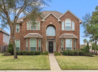 2800 Sandpebble Ct, Seabrook, TX 77586