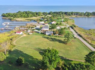 16066 Thomas Rd, Piney Point, MD 20674