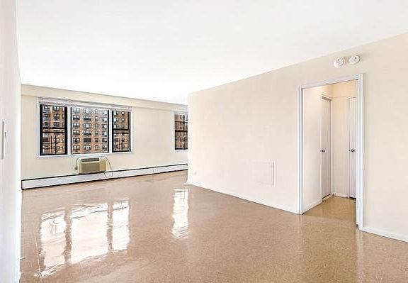 5th image of 9602 57th Ave APT 3A