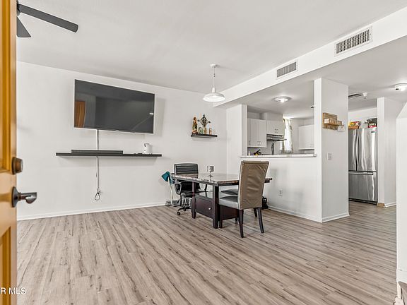 2nd image of 8021 S Vermont Ave APT 11