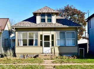 524 E 3rd St, Winona, MN 55987