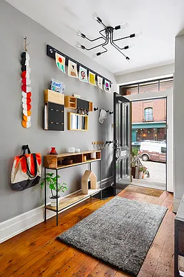 Sold by Corcoran | media 21