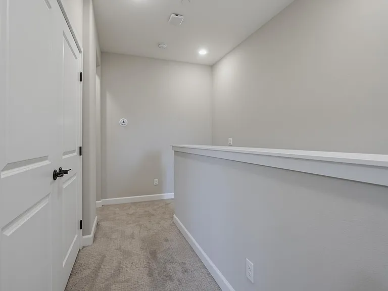 1577 Castillo #8 — Photo 44