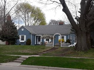 310 N Harrison St, Ludington, MI 49431