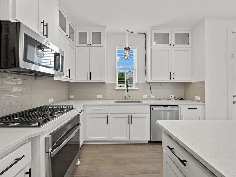 4412 Tilley St #E — Photo 8