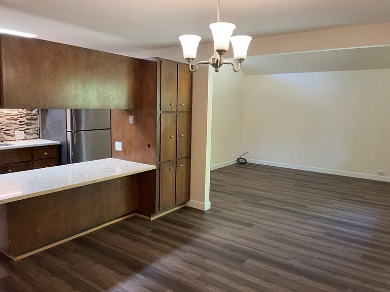 611 Isla Pl — Photo 8