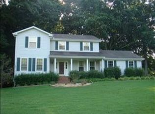 800 Vaughan Rd, Clarksville, TN 37043