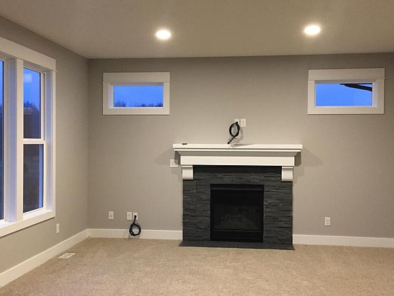 4th image of 4533 Equestrian Dr