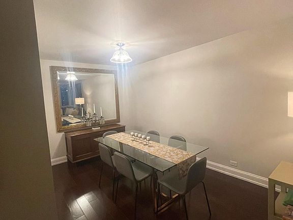 3rd image of 1345 N Astor St #803