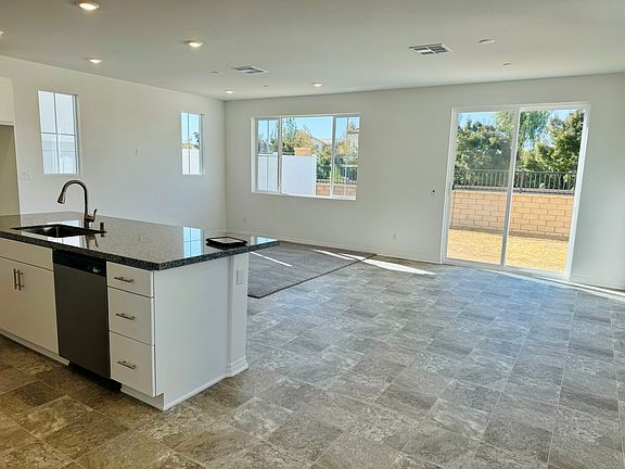 4th image of 30253 Adrift Ln