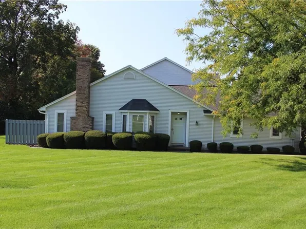 73 Chenin Run, Fairport, NY 14450