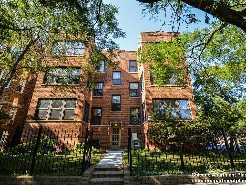 1st image of 4138 N Southport Ave #2