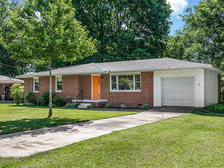 503 Stella Dr — Photo 22