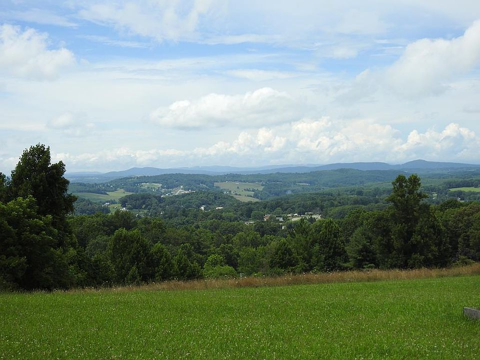 1st image of Stoneman Knob Ln