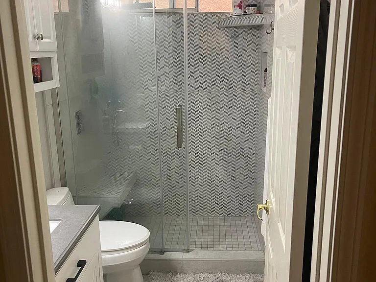 first-level full bath (re-modeled)