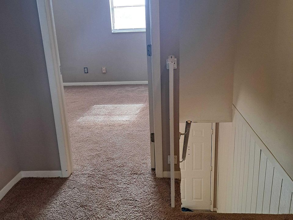 Second floor; bedrooms and full bath