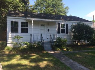 917 Meadows St, New Bern, NC 28560