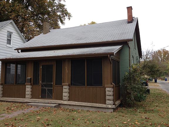 Front street view. Screened In Porch.