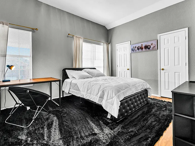 4709 Sleepy Ridge Cir — Photo 3