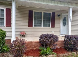 668 Neal Hawkins Rd, Gastonia, NC 28056