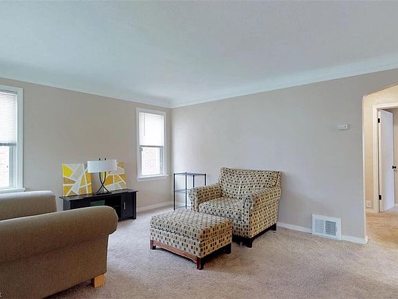 4th image of 4643 E 90th St
