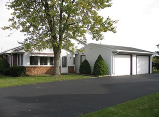4924 Woodmark Dr, Fort Wayne, IN 46815