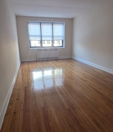 2nd image of 9876 Queens Blvd APT 3