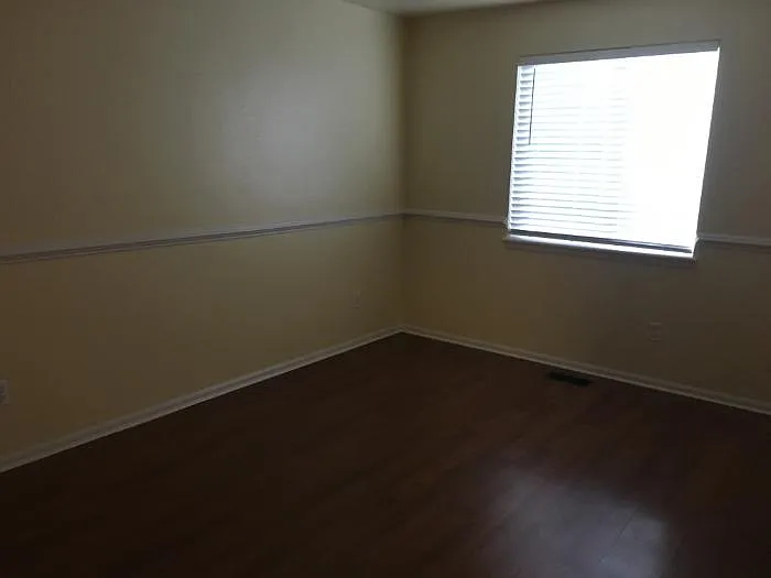 5602 Vermillion Bluffs Dr — Photo 7