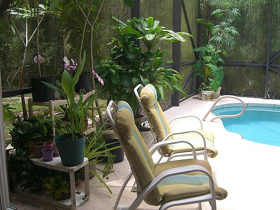 4th image of 3840 Jennifer Ave