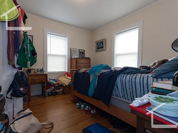 4th image of 62 Dustin St #3