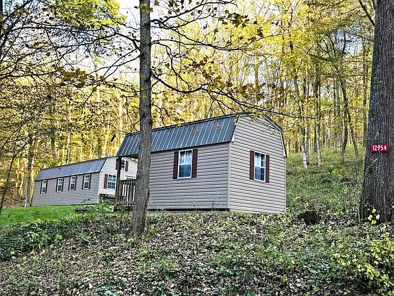 3rd image of 12954 Canyon Falls Rd