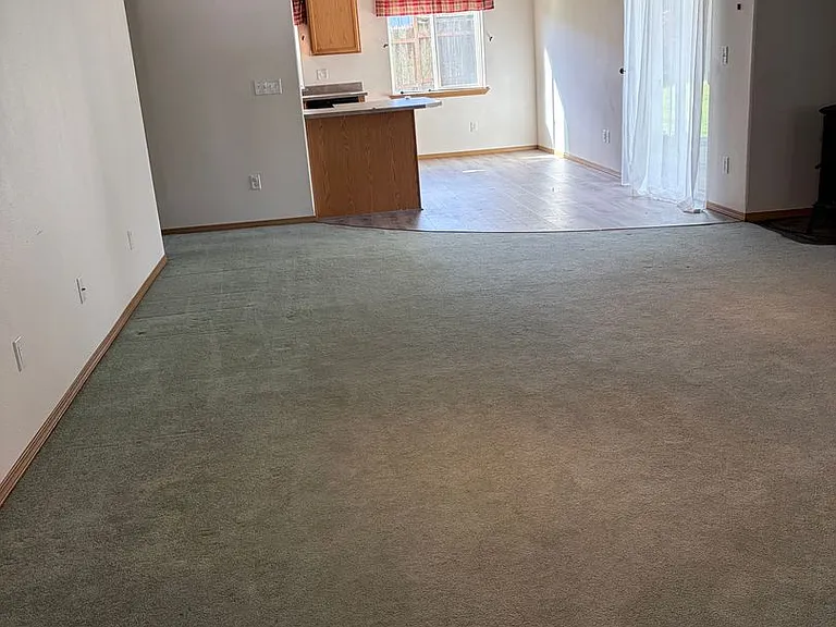 183 E Roosevelt St — Photo 9
