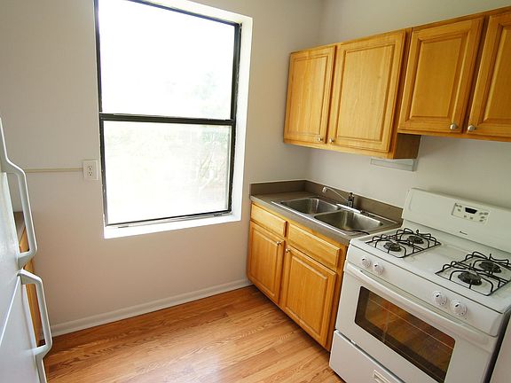 3rd image of 1530-42 N Kedzie Ave #1530-1A