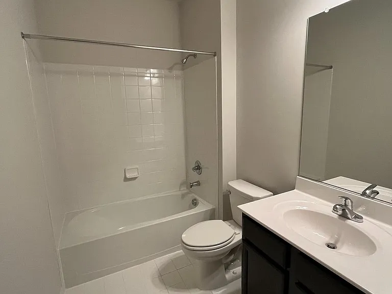 127 Lindy Way — Photo 5