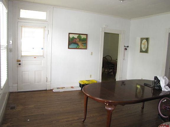 5th image of 702 Jamison Ave SE