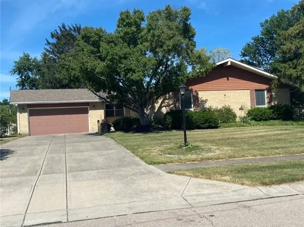 1012 Burchcliff Cir, Dayton, OH 45449