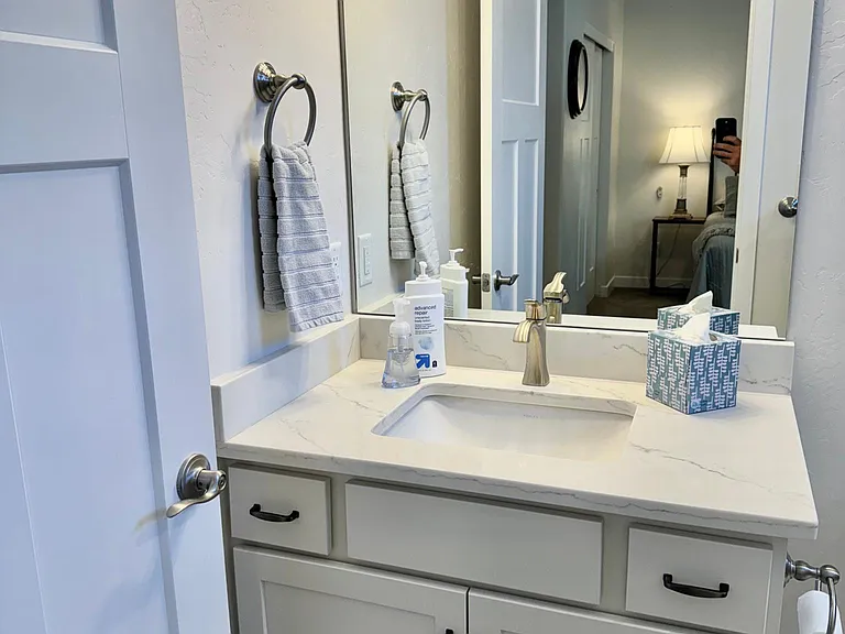 Ensuite bathroom for Second Bedroom.