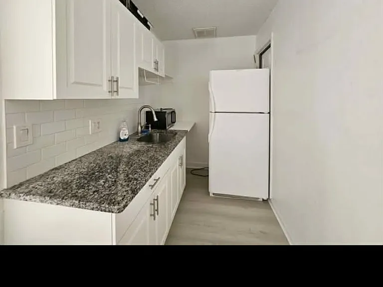 4703 Kelly Rd — Photo 10