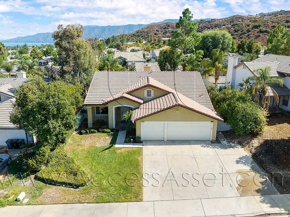 29516 Westwind Dr, Lake Elsinore, CA 92530