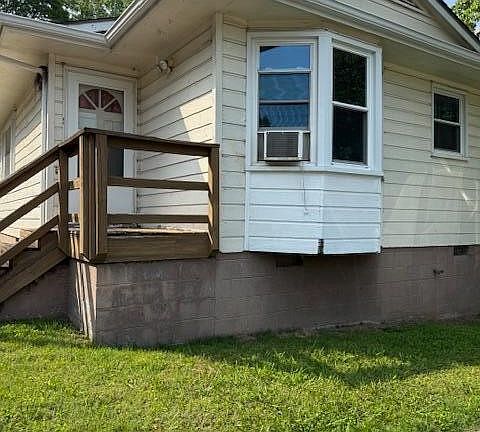 3rd image of 805 Sewanee St