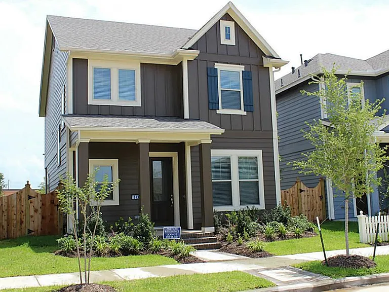 18139 Moonlit River Dr — Photo 1