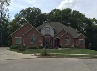 127 Cherokee Dr, Groveland, IL 61535