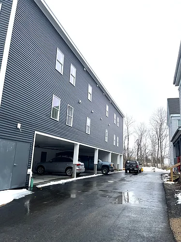 386 Saint John St #7 Photo 1