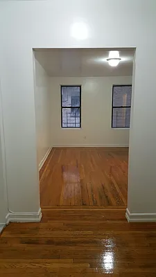 Rented by New York Residence | media 25