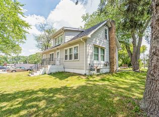 37701 N Green Bay Rd, Beach Park, IL 60087