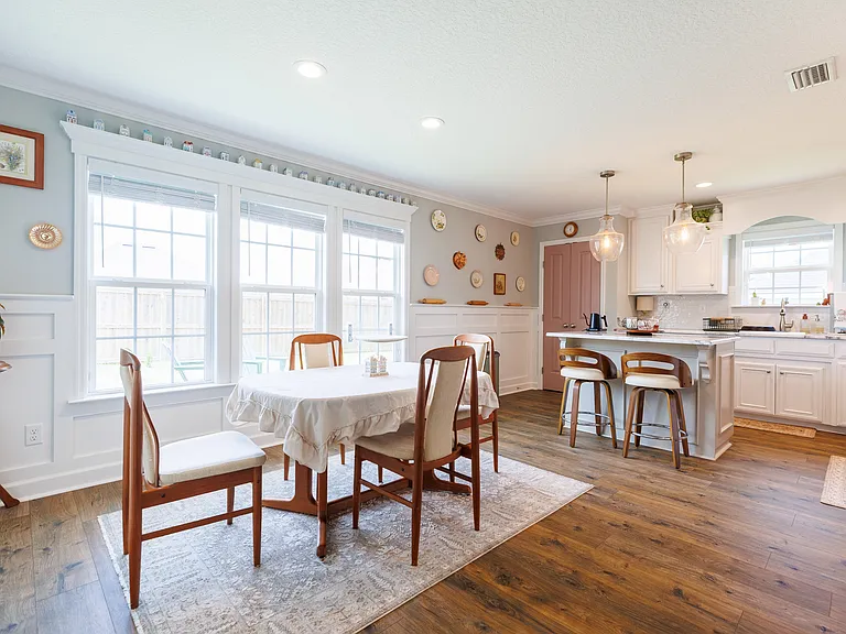 3940 Landings Cir — Photo 12